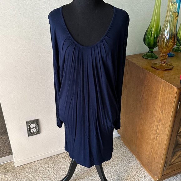 Beautiful Design History Long navy Blue Tunis with front pleats EUC Large - Picture 2 of 6